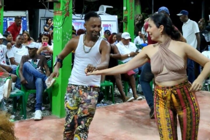 Santo Domingo Monday Bachata Night: Los Carrandales Dance Experience photo 5