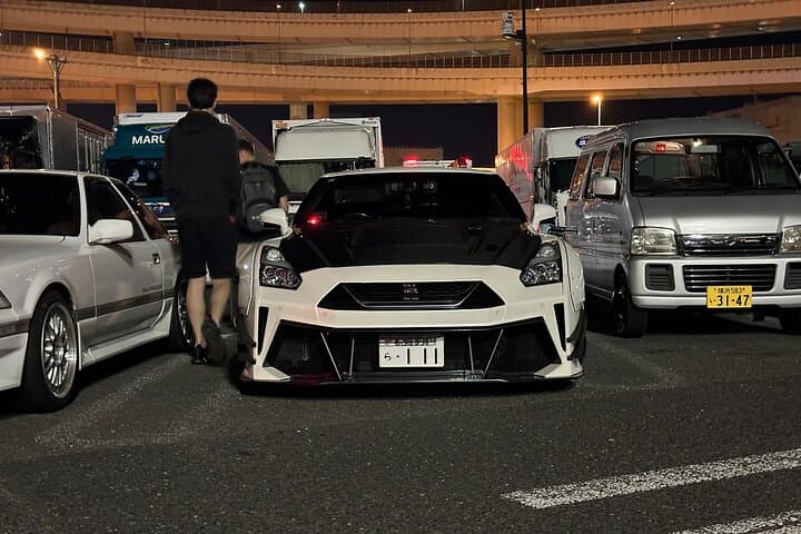 Midnight Wangan Attack: Ride a Nissan GTR R35 Through Tokyo's JDM Night Rally photo 6