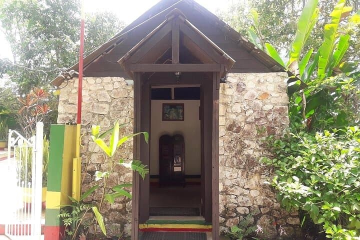 Bob Marley's Nine Mile: Guided Full-Day Tour from Montego Bay photo 6