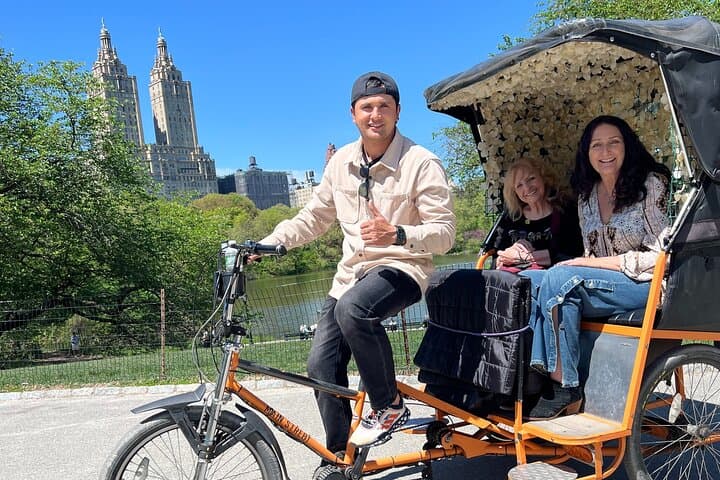 Central Park Pedicab Tour: Guided Highlights, Photo Stops & Local Stories