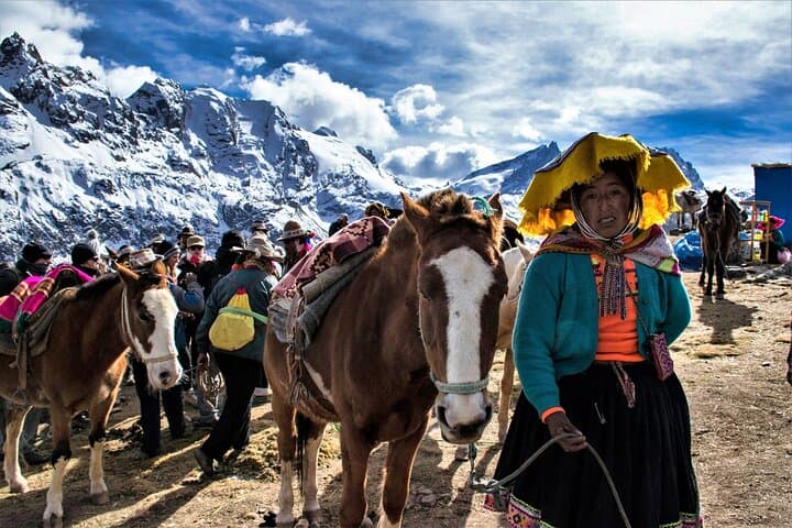 Full-Day Vinicunca (Rainbow Mountain) Tour from Cusco — Experience Vinicunca's Colors