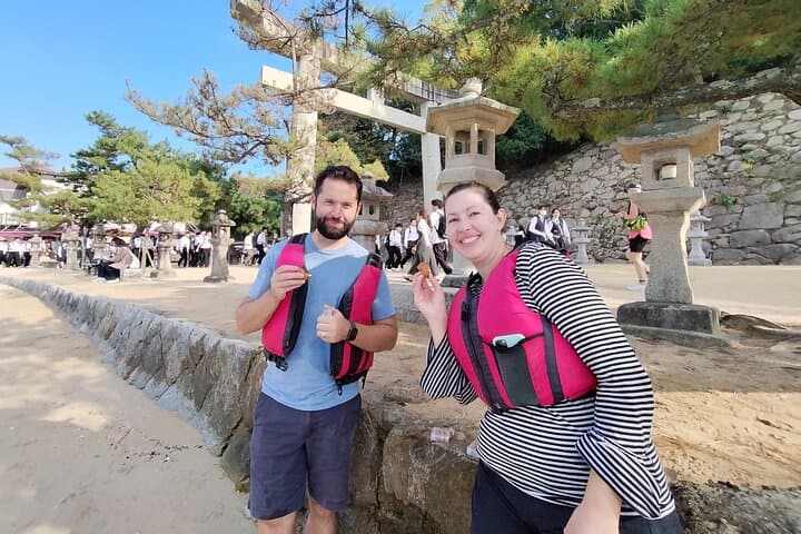Paddle to the Torii: Miyajima World Heritage Kayak Tour photo 2