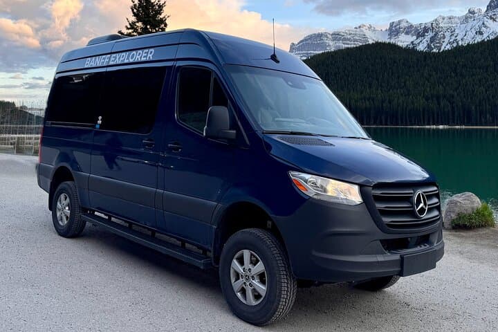 Moraine Lake and Lake Louise Shuttle: Half-Day Sightseeing from Banff photo 6