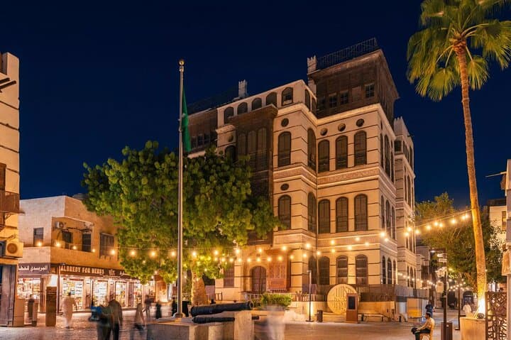 Exploring Al-Balad: Half-Day Heritage Walk Through Jeddah’s Old Town