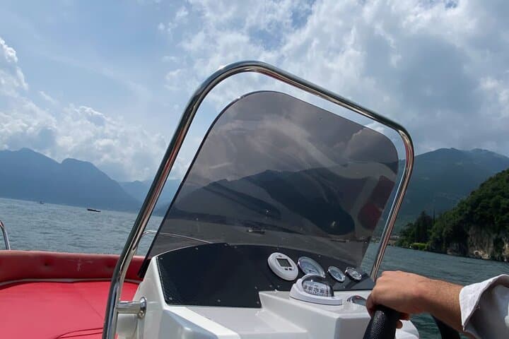 Self-Drive Boat Rental on Lake Como: No License Required for Stunning Villa Cruises photo 4