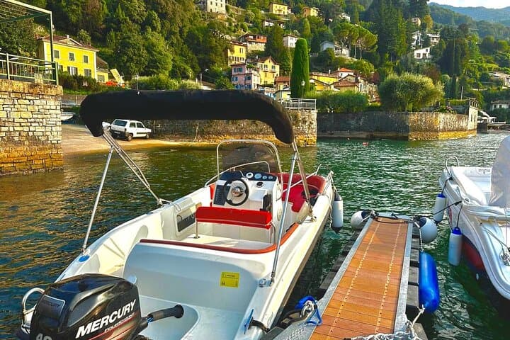 Self-Drive Boat Rental on Lake Como: No License Required for Stunning Villa Cruises photo 3