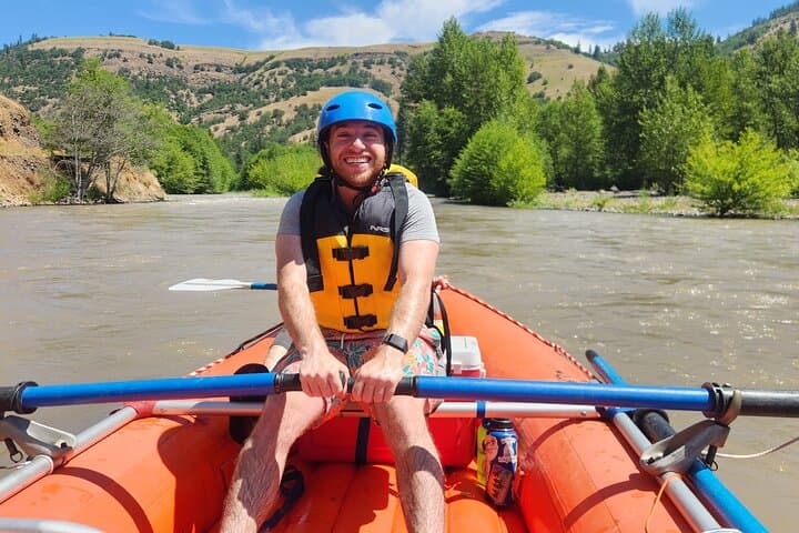Klickitat River: Two-Day Whitewater Rafting & Riverside Camping Adventure photo 5