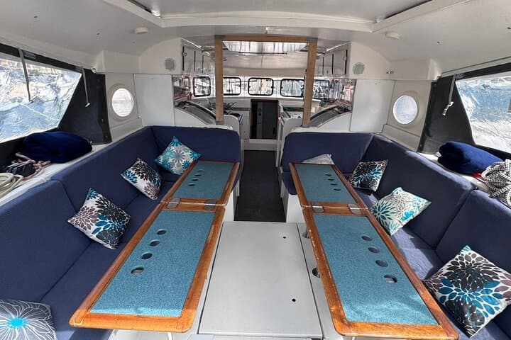 Bonifacio Sailing: 7-Hour Luxury Day Trip to Lavezzi Islands photo 4