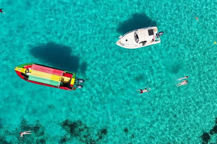 Private Speedboat to Comino's Blue Lagoon: 4-Hour Snorkel & Cave Tour photo 3