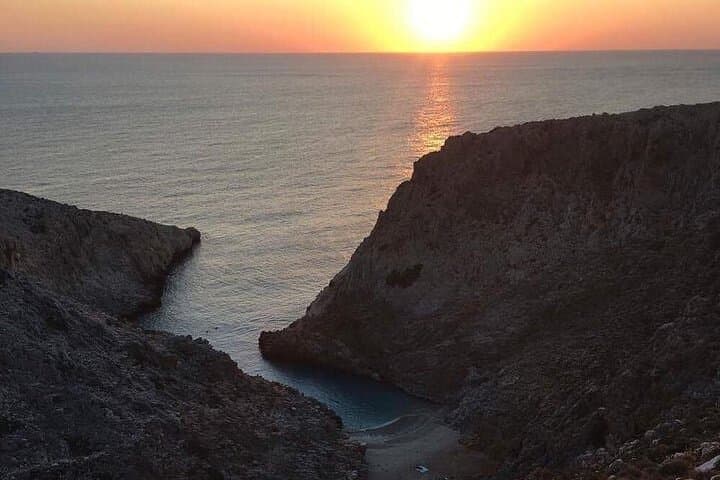 Coastal Cruise to Seitan Limania: 4-Hour Boat Trip from Souda Bay
