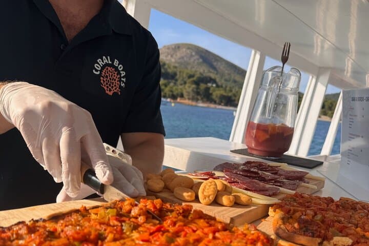 Morning Boat Trip in Alcudia: Swim, Snorkel & Mallorcan Tapas photo 3