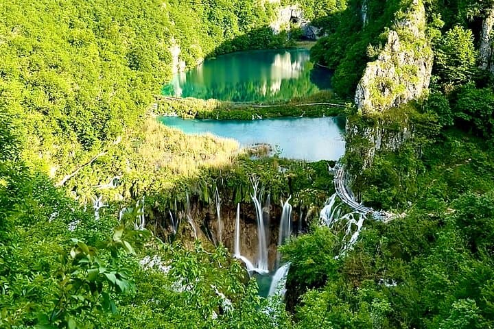Sibenik to Zagreb Private Transfer with Plitvice Lakes Tour
