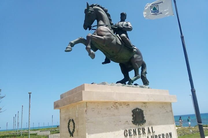 Private Airport Transfer from Gregorio Luperón (POP) to Puerto Plata — Comfortable Shuttle Service