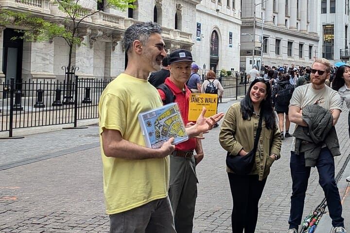 Experience Early Dutch New York: Walking Tour of Lower Manhattan’s Dutch Roots