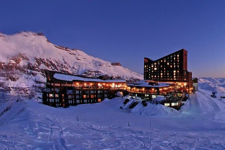 Full-Day Valle Nevado and Farellones Ski Experience from Santiago