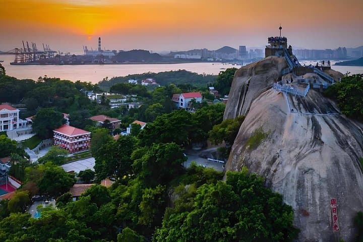 Gulangyu Island & Xiamen Highlights: Private Full‑Day Ferry and Cultural Tour photo 3