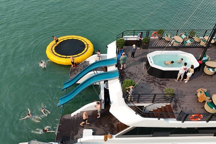 Halong Catamaran: Premium Day Cruise to Lan Ha Bay with Kayaking & Jacuzzi photo 6