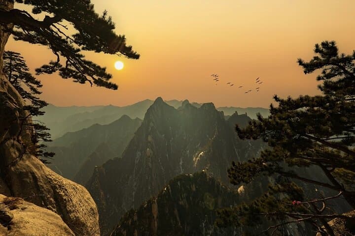 Huashan Cable Car Day Trip from Xi'an — West Peak, Plank Walk & Temples photo 4
