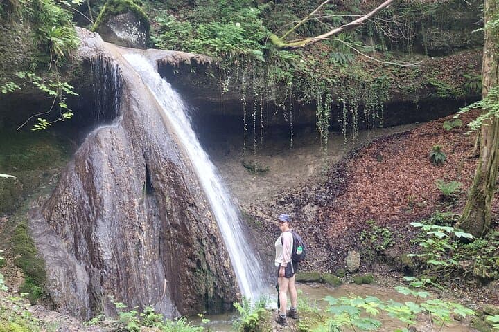 Lorze Valley Half-Day Hike — Caves, Waterfalls & Ruine Wildenburg Near Baar