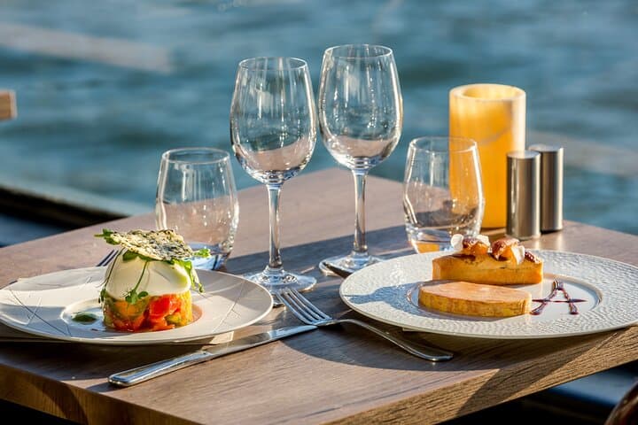 Seine Gourmet Dinner Cruise: 3-Course Paris River Experience photo 6