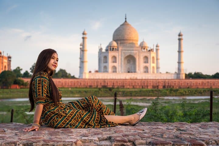 Gatimaan Express: Luxury Taj Mahal Day Trip from Delhi photo 3