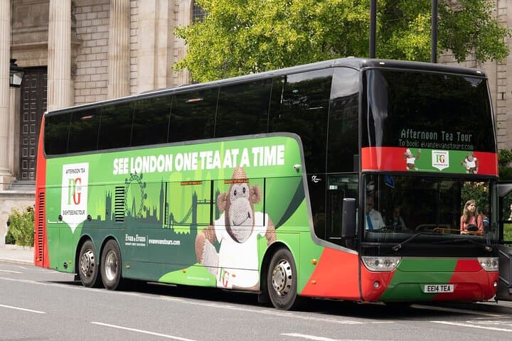 Buckingham Palace Afternoon Tea Bus Tour: State Rooms Entry & London Sightseeing photo 3