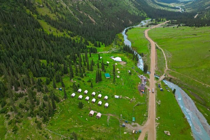 Highlights of Kyrgyzstan: 5-Day Issyk‑Kul, Altyn‑Arashan & Cultural Tour photo 3