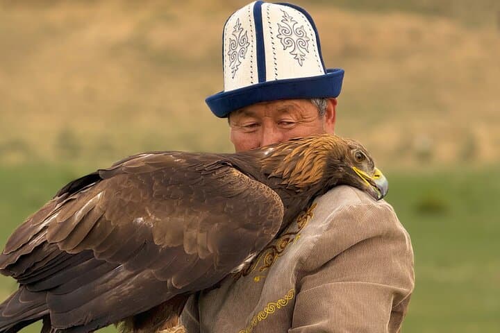 Highlights of Kyrgyzstan: 5-Day Issyk‑Kul, Altyn‑Arashan & Cultural Tour photo 2
