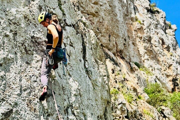 Climbing the Algarve Cliffs: Half-Day Rock Climbing from Lagos photo 2