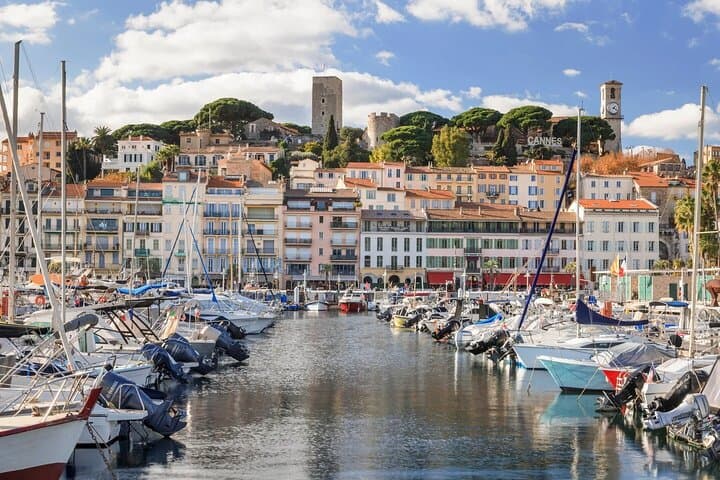 Electric Riviera Escape: Saint-Paul-de-Vence, Cannes & Antibes in a Renault E-Tech