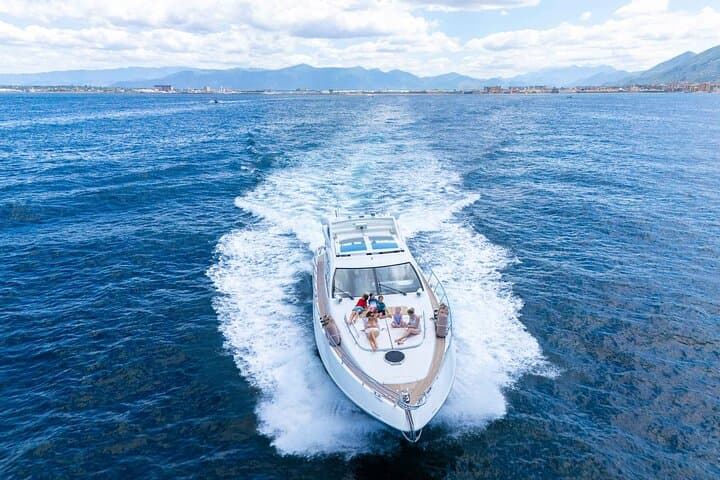 Full-Day VIP Yacht Excursion to the Amalfi Coast from Rome photo 4