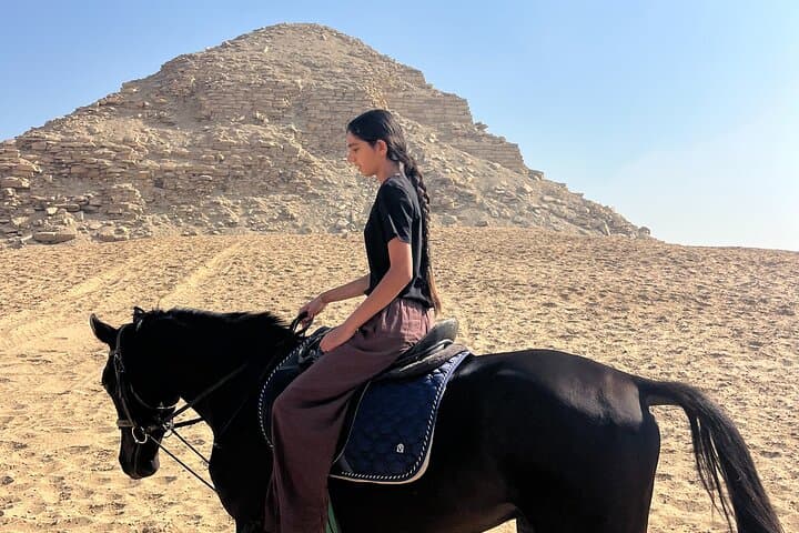 Cairo Horseback Ride: Giza Pyramids & Abu Sir Desert Safari photo 4