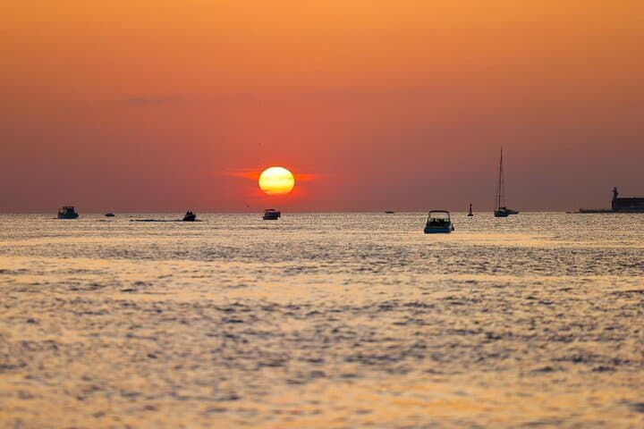 Zadar Private Sunset Cruise with Champagne from Foša Harbor photo 3
