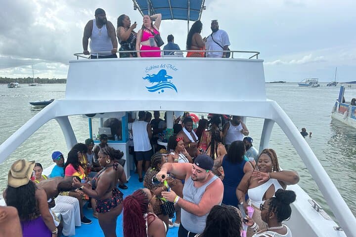 Experience the Ultimate Hip Hop Party Boat in Punta Cana