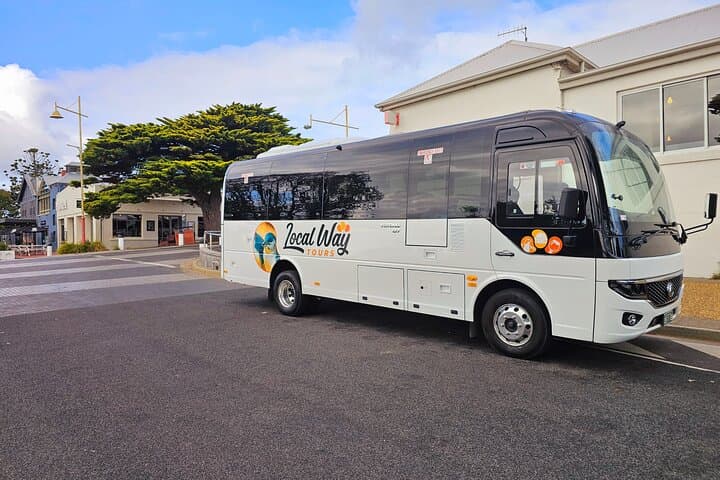 Phillip Island Penguin Parade & Island Explorer Day Trip from Melbourne