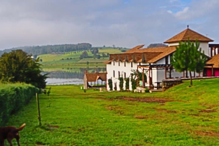 Overnight at Masia Arameni: Hike, Kayak and MTB Around Umécuaro photo 2