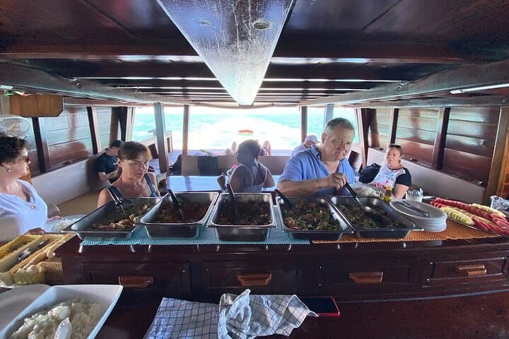Sam Roi Yot & Dolphin Bay Full-Day Cruise from Hua Hin photo 5