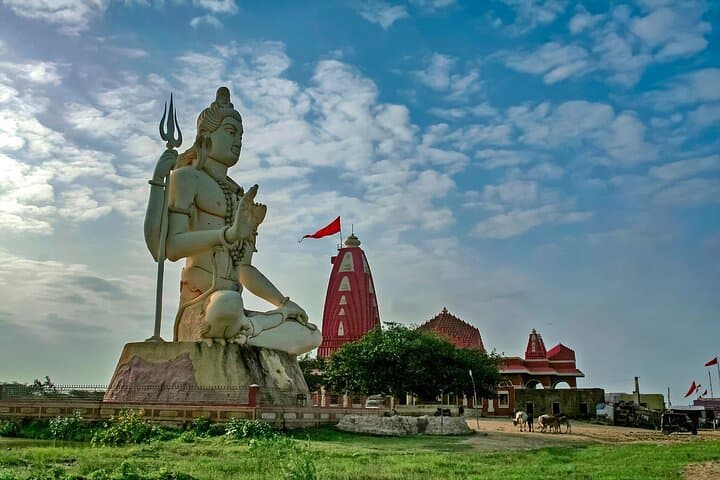4-Day Private Somnath & Dwarka Spiritual Circuit: Temples, Coastline and Culture photo 3