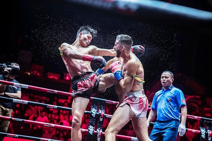 Live Muay Thai at Rajadamnern Stadium: Bangkok's Historic Boxing Night photo 1