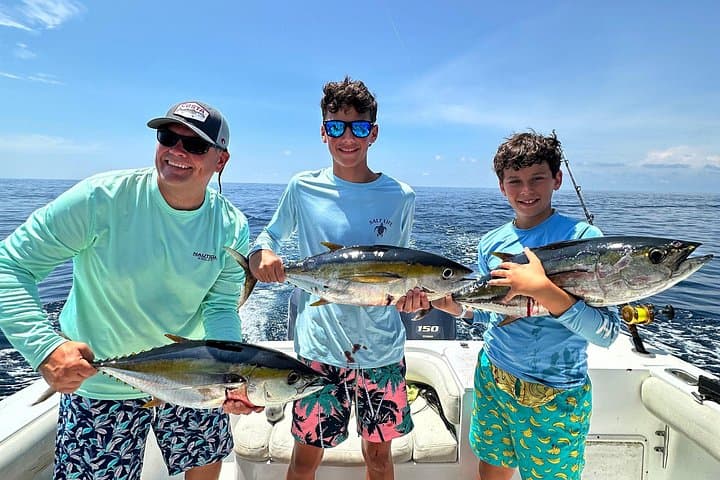 Flamingo Sport Fishing: Private 3/4‑Day Charter for Marlin, Tuna & Mahi photo 2