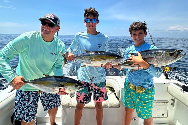Full-Day Offshore Sport Fishing Charter from Playa Flamingo, Costa Rica