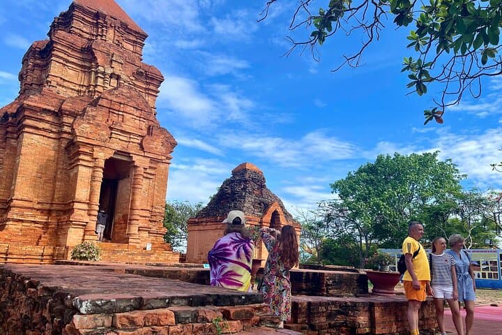 Ta Cu Mountain & Lying Buddha Half-Day Tour from Mui Ne photo 2