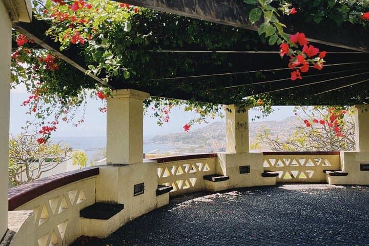 E‑Bike Coastal Road Ride: Funchal to Garajau – Self‑Guided 3‑Hour Tour photo 3