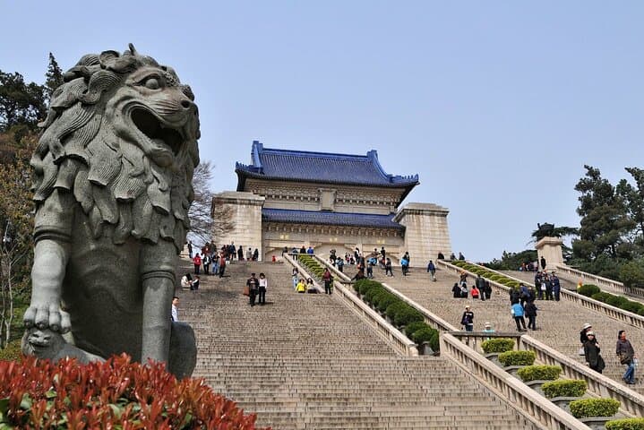 Private Nanjing Highlights Tour: Sun Yat-Sen Mausoleum, Zhonghua Gate & Confucius Temple