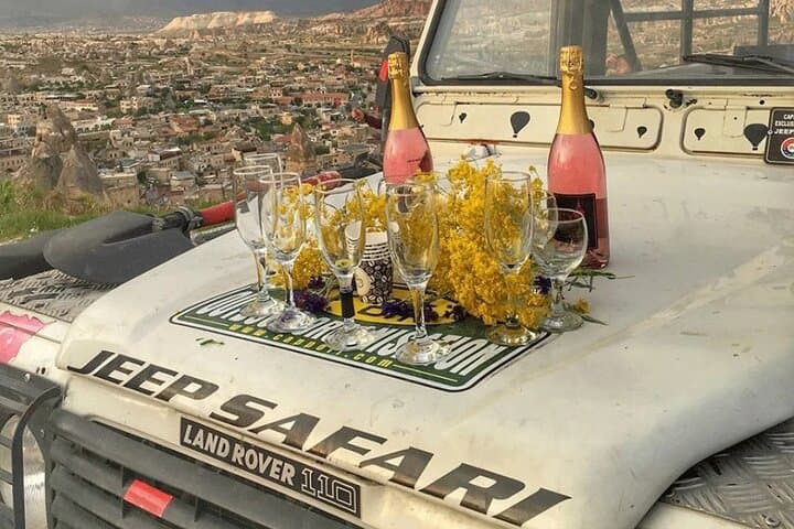Jeep Safari & Sunrise Balloon Viewing in Cappadocia photo 3