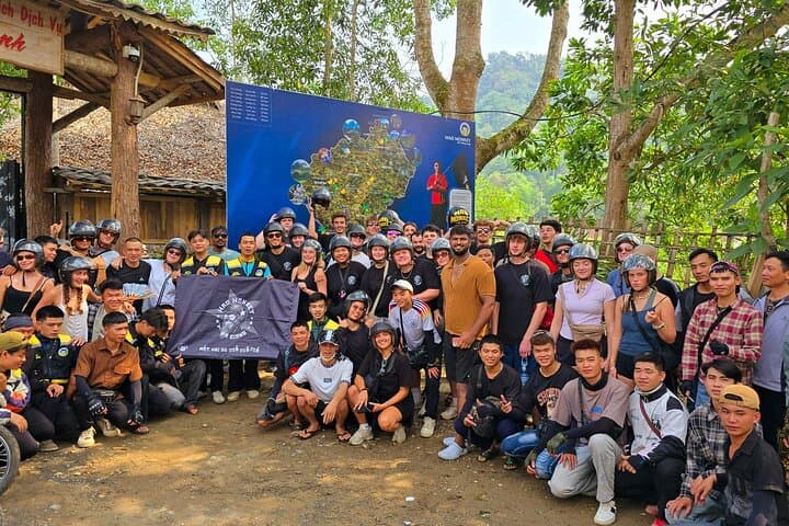 Ha Giang Loop 4D/3N Easy Rider: Motorbike Adventure Through Vietnam’s Northern Highlands