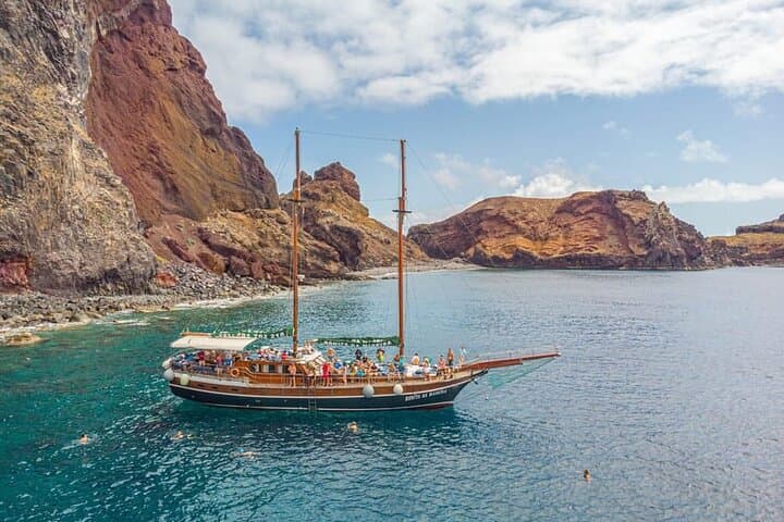 Desert Islands Boat Trip from Funchal — Day Cruise to Ilhas Desertas photo 3