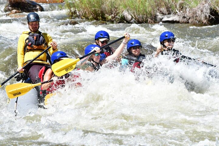 Beginner Whitewater Rafting in Bighorn Sheep Canyon on the Arkansas River photo 5