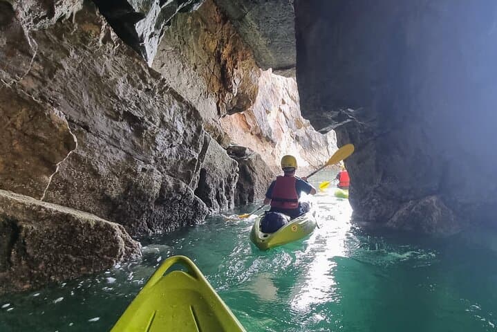 Kayak Tenby: Guided Sea-Kayak Tour Around the Tenby Coastline