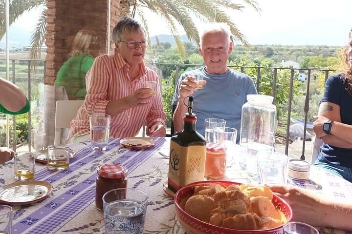 Málaga Olive Oil Tour & Tasting — Harvest Walk and Tasting Experience photo 6